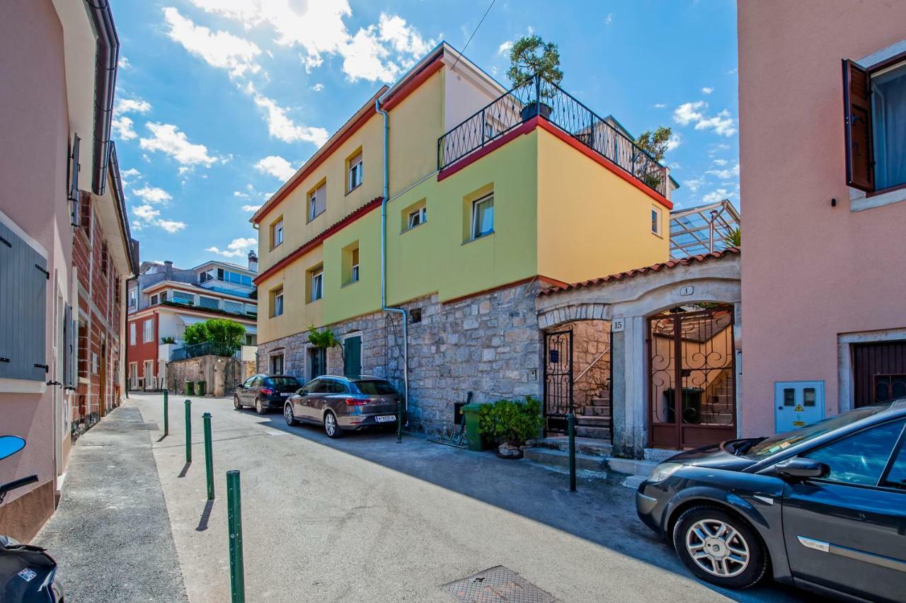 Dietro La Grotta Rovinj Exterior foto